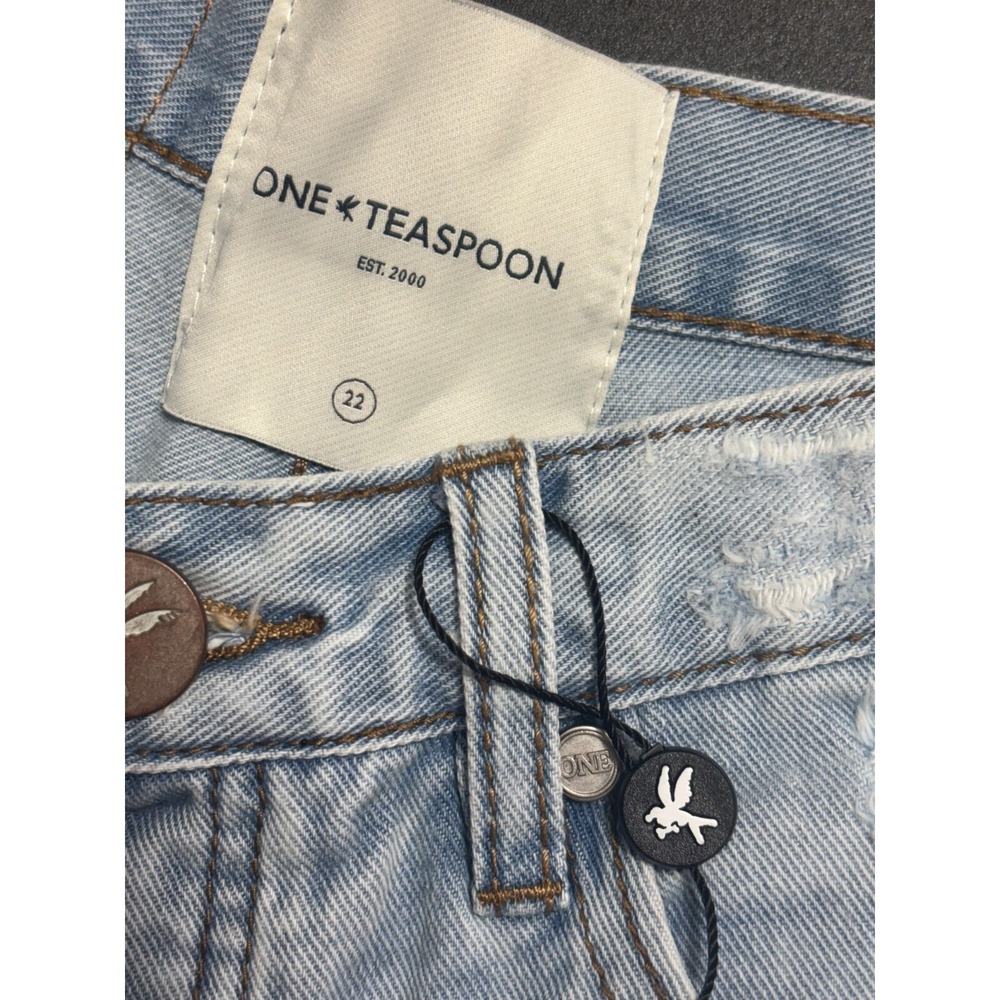 One Teaspoon NWOT Bermuda Shorts Blue Denim 100% Cotton Distressed Zip Fly Sz 22 - Picture 4 of 5